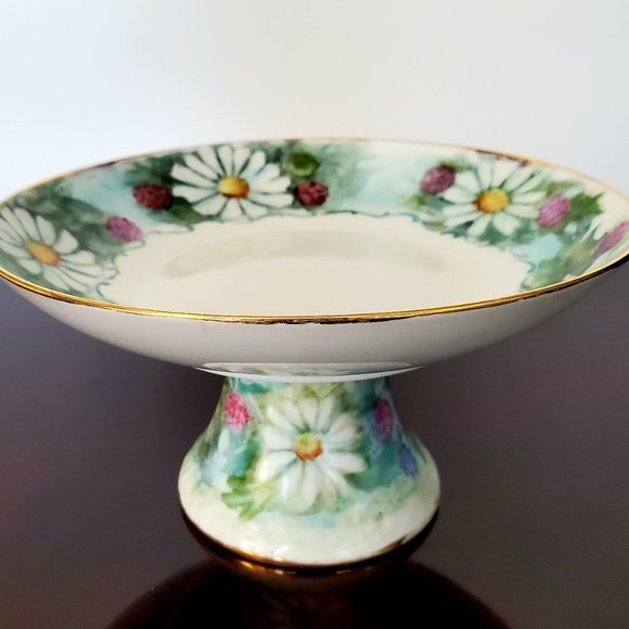 Vtg Hand Painted Jewellery Trinkets Dish Daisies Pedestal & Gold Trim Desserts - Picture 1 of 7